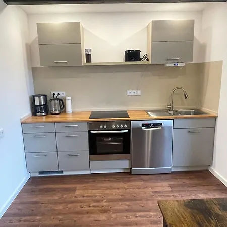 Am Kreuzberg * شليدن